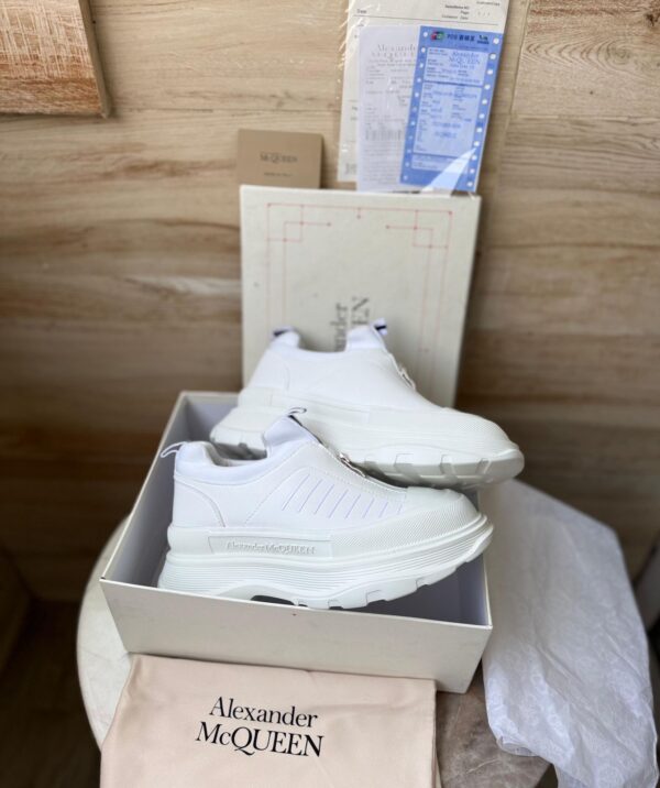 ALEXANDER MQUEEN LONDON - Image 6