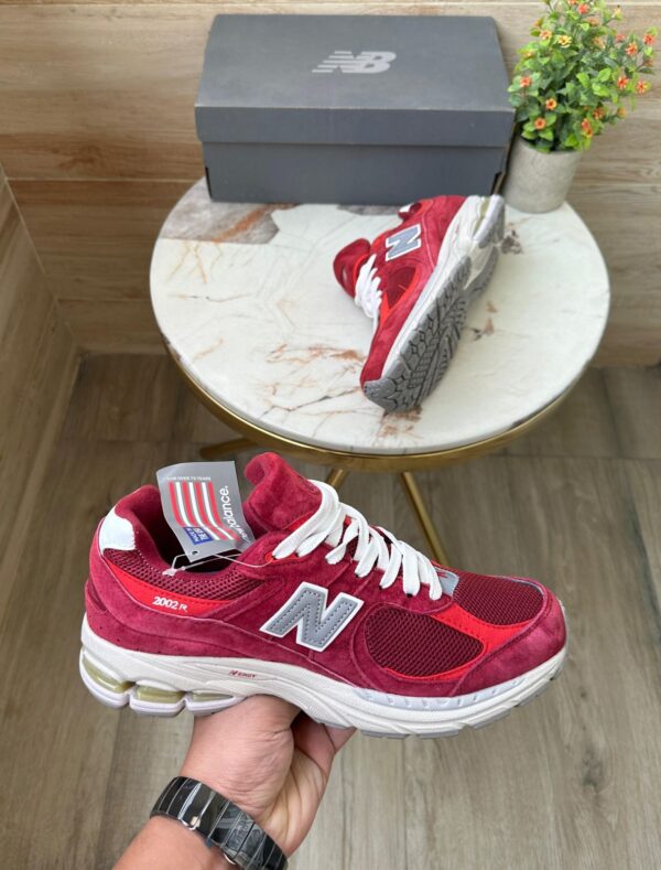 NEW BALANCE 2002r cherry Bordeaux - Image 7