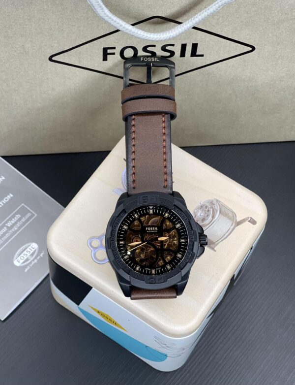 Motion powered automatic Modern Machine Watch - Image 2