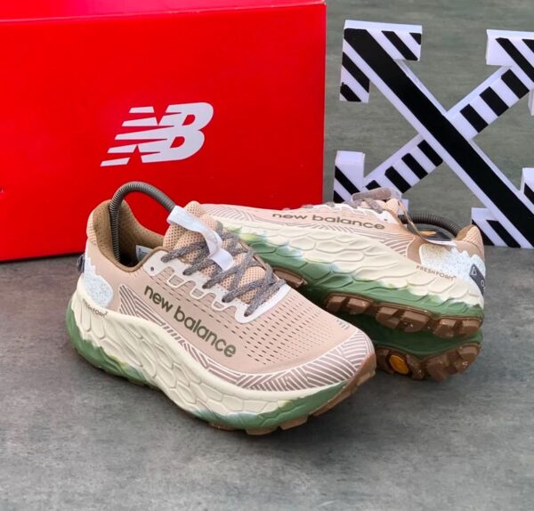 Balance freshfoam x Trail more Beige