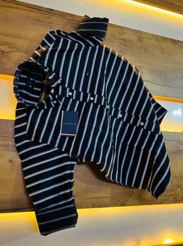TOMMY HILFIGER SHIRT 2025 - Image 2