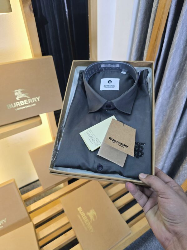 BURBERRY IMP SHIRTS IMPORTED - Image 3